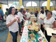 Clausura y pago de Beca a beneficiarios de los cursos de Repostería en Ayala Bolsos Decorativos en Cuautla y Gelatina Artística en Jantetelco
