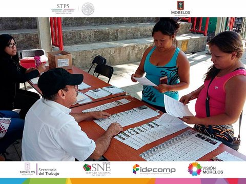 SNE Morelos lleva a cabo la Bolsa de trabajo en la Colonia de Ahuatepec