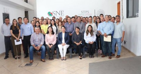 <a href="/firma-entrega-bien-inmueble-de-oficinas-sne">Recibe SNE Morelos oficialmente sus instalaciones</a>